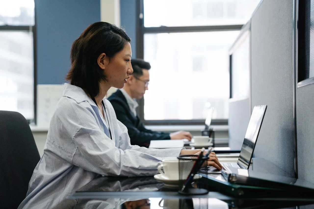 tools AI untuk bisnis online